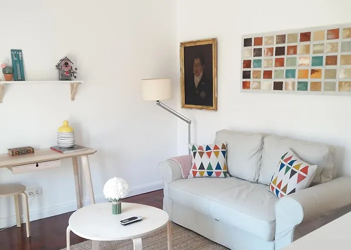 Modern Cosy Flat With Terrace In Campo De Ourique. Apartment Lisbon