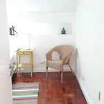 Apartament Modern Cosy Flat With Terrace In Campo De Ourique. *