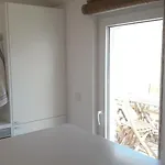 Daire Modern Cosy Flat With Terrace In Campo De Ourique. *